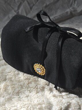 Lancome Black Trifold Satin Cosmetic Case Bag Smart Classy Gently Used Hepburn